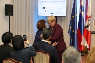 大統領と笠岡氏